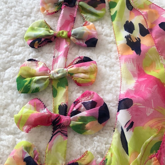 Colorful v neck sleeveless tank, size XS - Picture 4 of 4